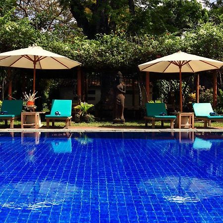 Laghawa Beach Hotel Санур Экстерьер фото