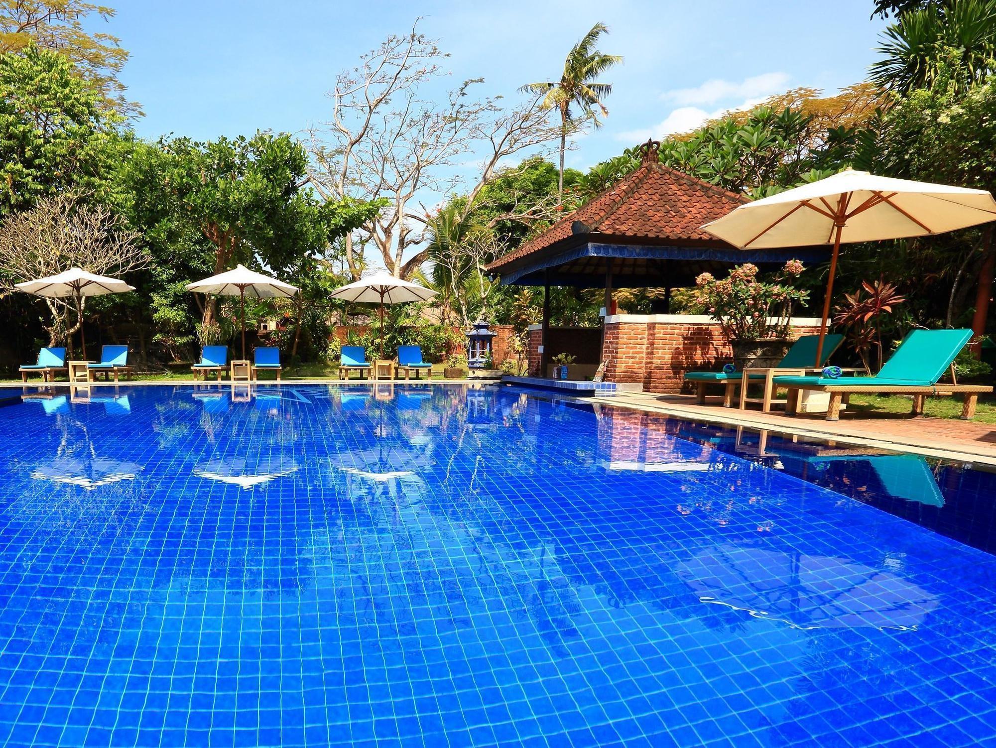 Laghawa Beach Hotel Санур Экстерьер фото
